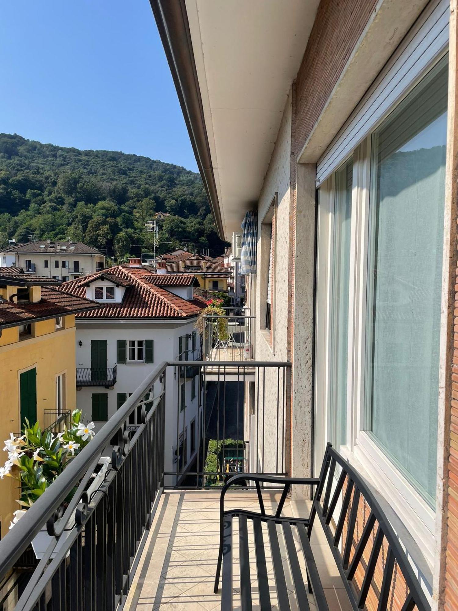 Family Apartment Vista Lago Stresa Kültér fotó